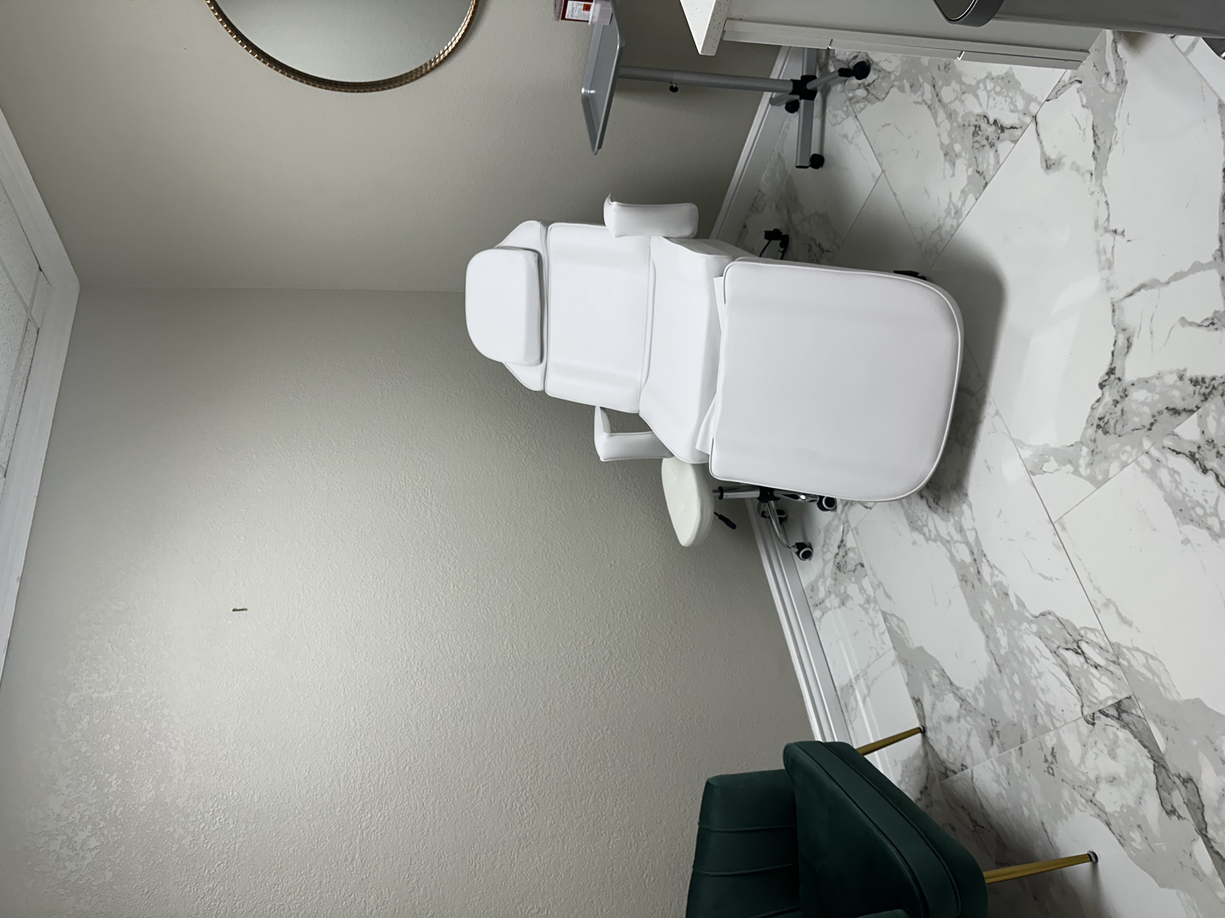 Refined Vein Aesthetics treatment room